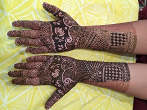 Karwa cahuth mehndi in Austin by Nisha Henna Arts Austin